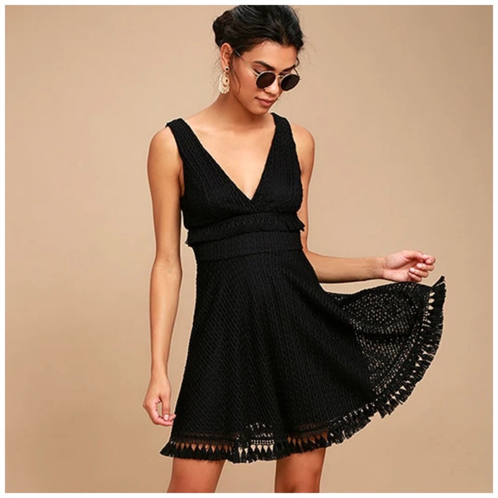 Ali & Jay Kiss Me in the Candlelight Black Lace Dress womens size xs xsmall